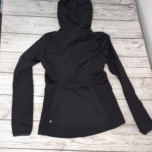 Lululemon Black Hooded Softshell Jacket Women Lightweight Activewear Size 17" - Picture 6 of 7